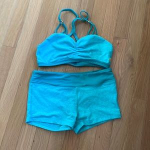 California kisses dance set
